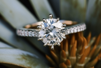 Diamond Engagement Rings: A Symbol Of Love Everlasting | UNE Beauty