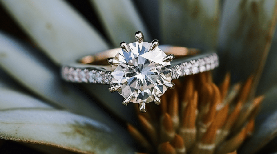 Diamond Engagement Rings: A Symbol Of Love Everlasting | UNE Beauty